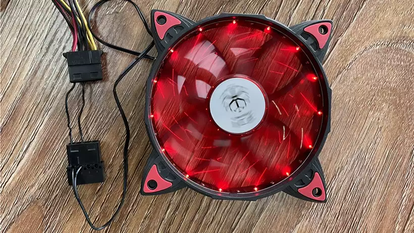 case fan spins